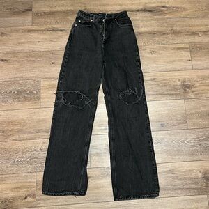 ASOS DESIGN High Rise Relaxed Dad Jeans - Size: 26W 28H - Washed Black